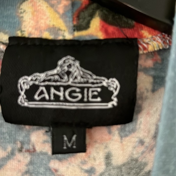 Angie Women’s Boho Floral Sleeveless Shift Dress. Blue multicolor. Size M - Picture 3 of 6